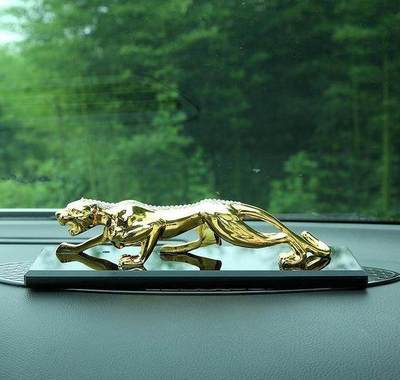 看了走不動(dòng)道的幾款汽車(chē)擺件,不僅寓意好還很時(shí)尚!男女司機(jī)必備