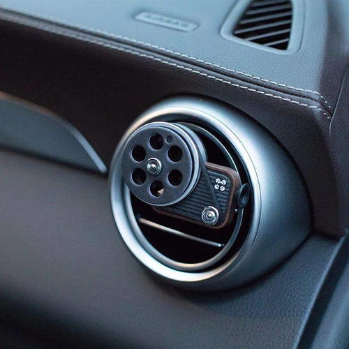 源自香奈兒與迪奧的香氛工藝 這款“放映機(jī)”車載香薰，一秒提升車飾格調(diào)